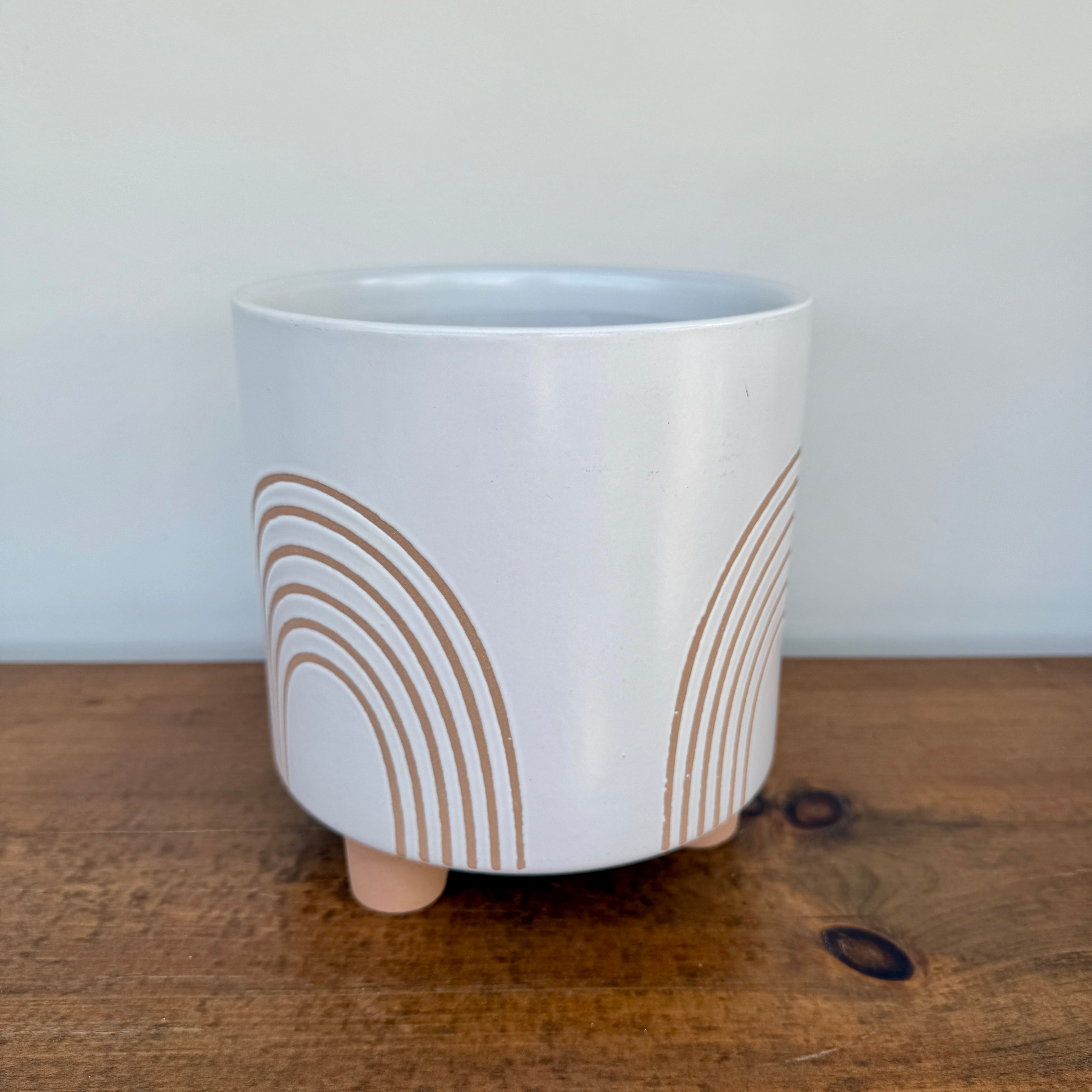 Asha Pot - 6.75" x 7.5" - White