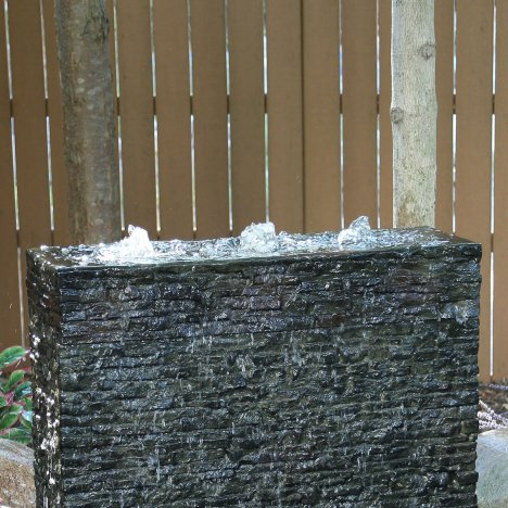 Stacked Slate Wall Topper - Straight Quad - Spill