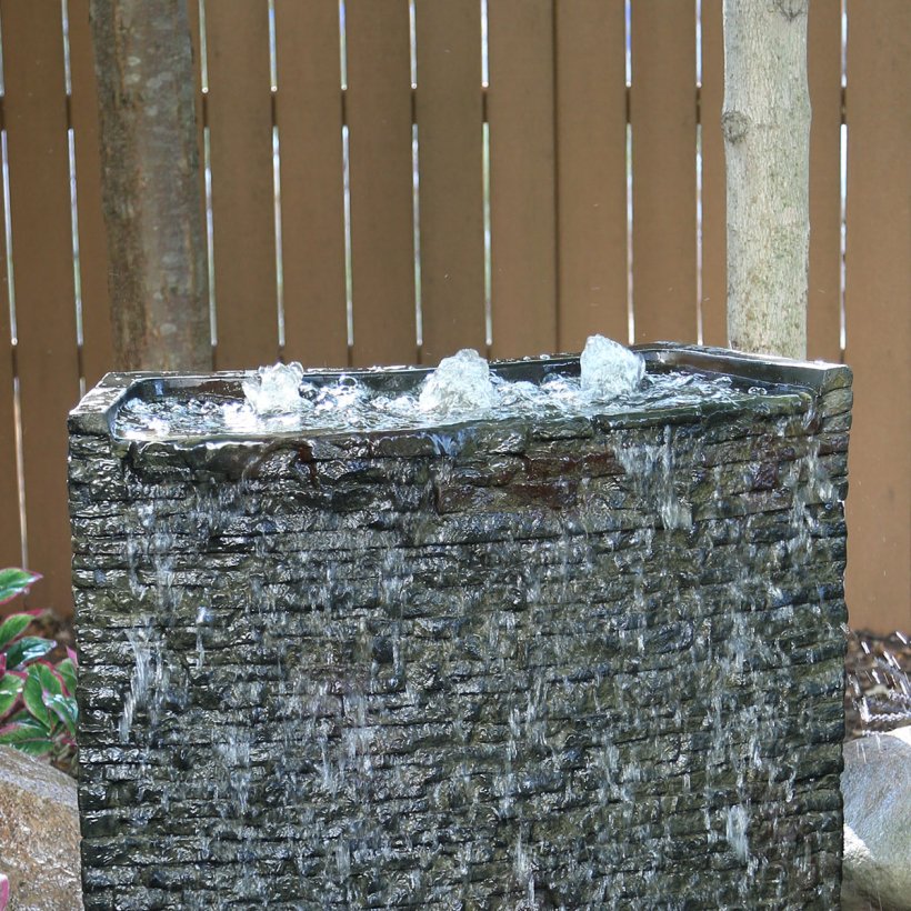 Stacked Slate Wall Topper - Curved Rear - Spill