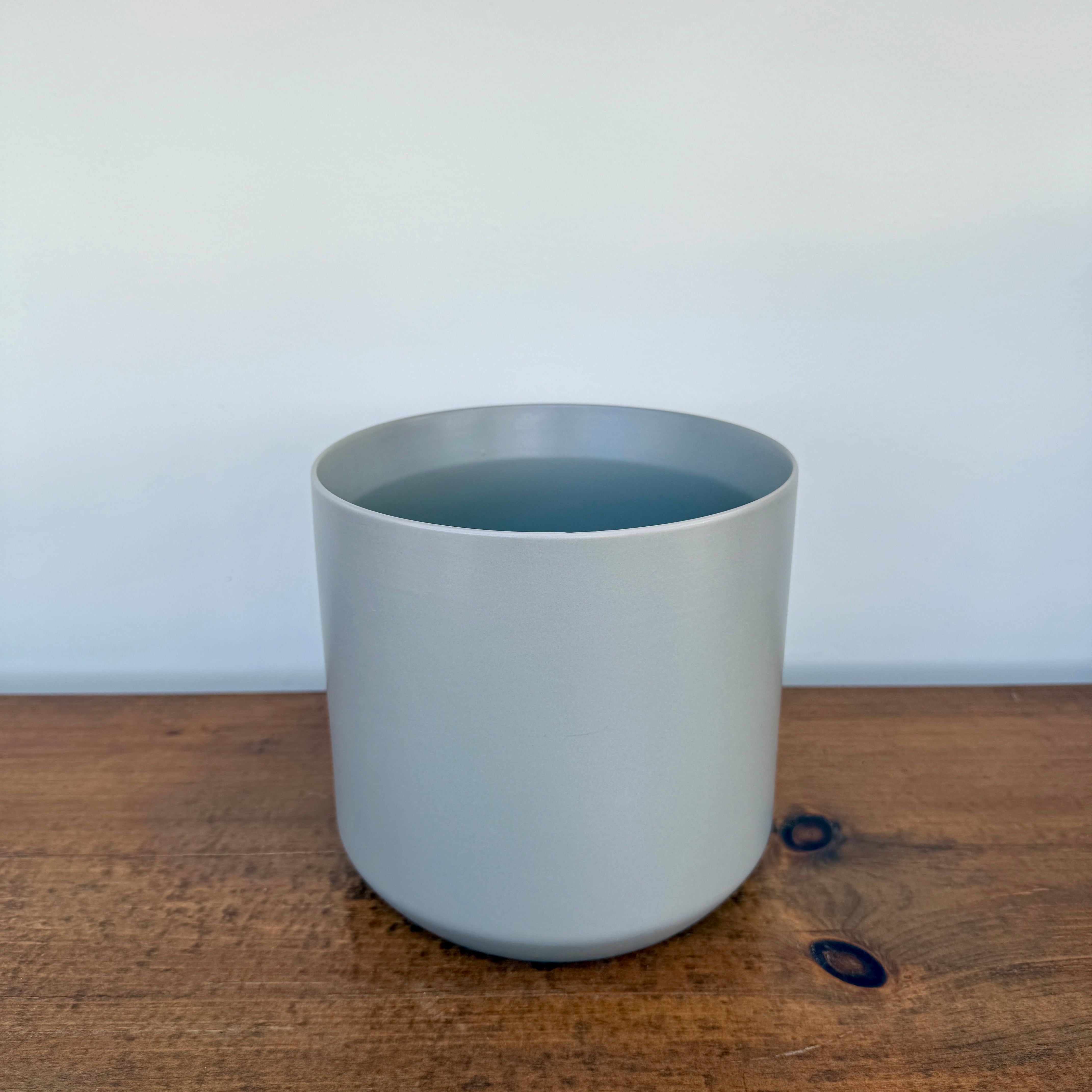 Kendall Pot - 7" x 6.75" - Grey