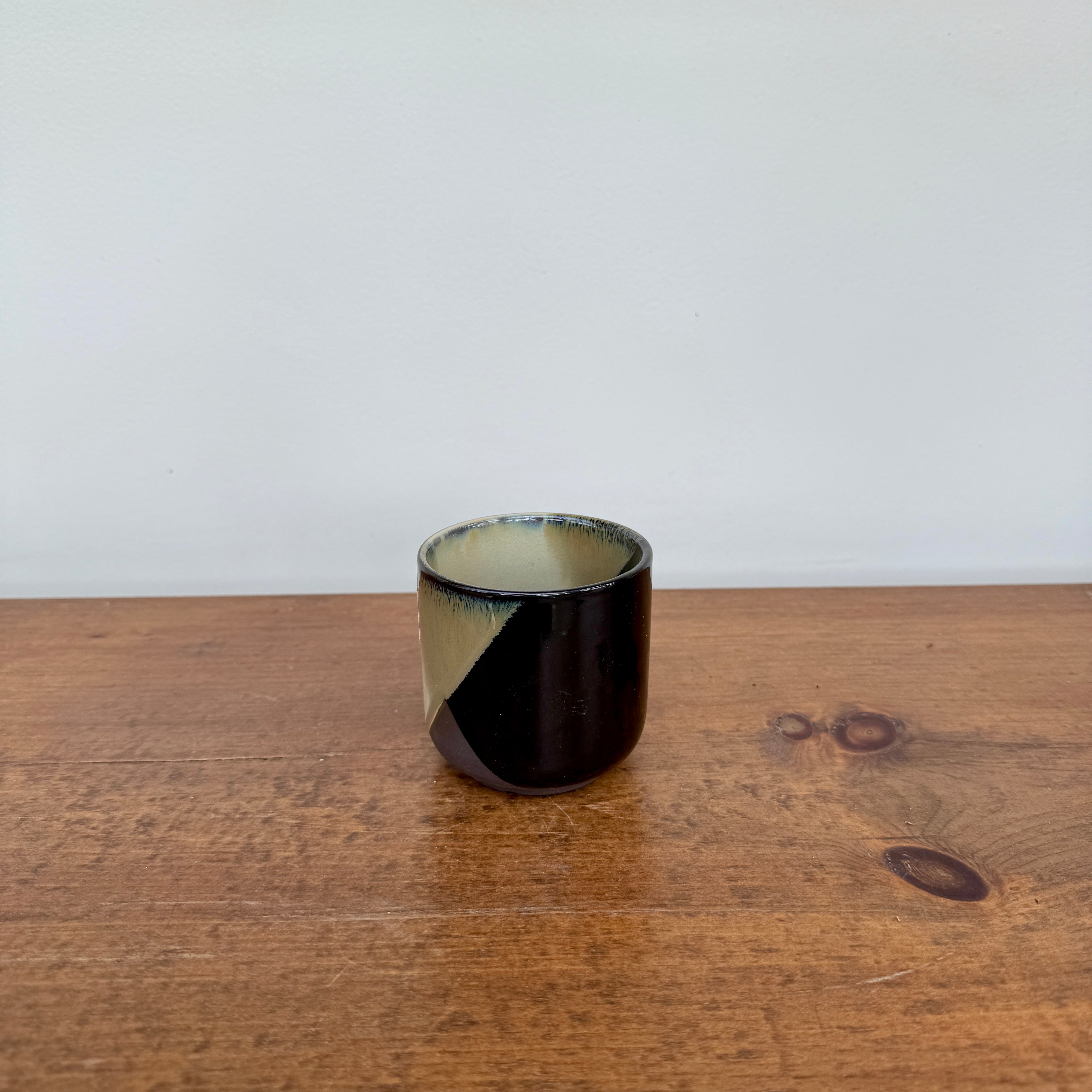 Retro Pot - 3" x 3"