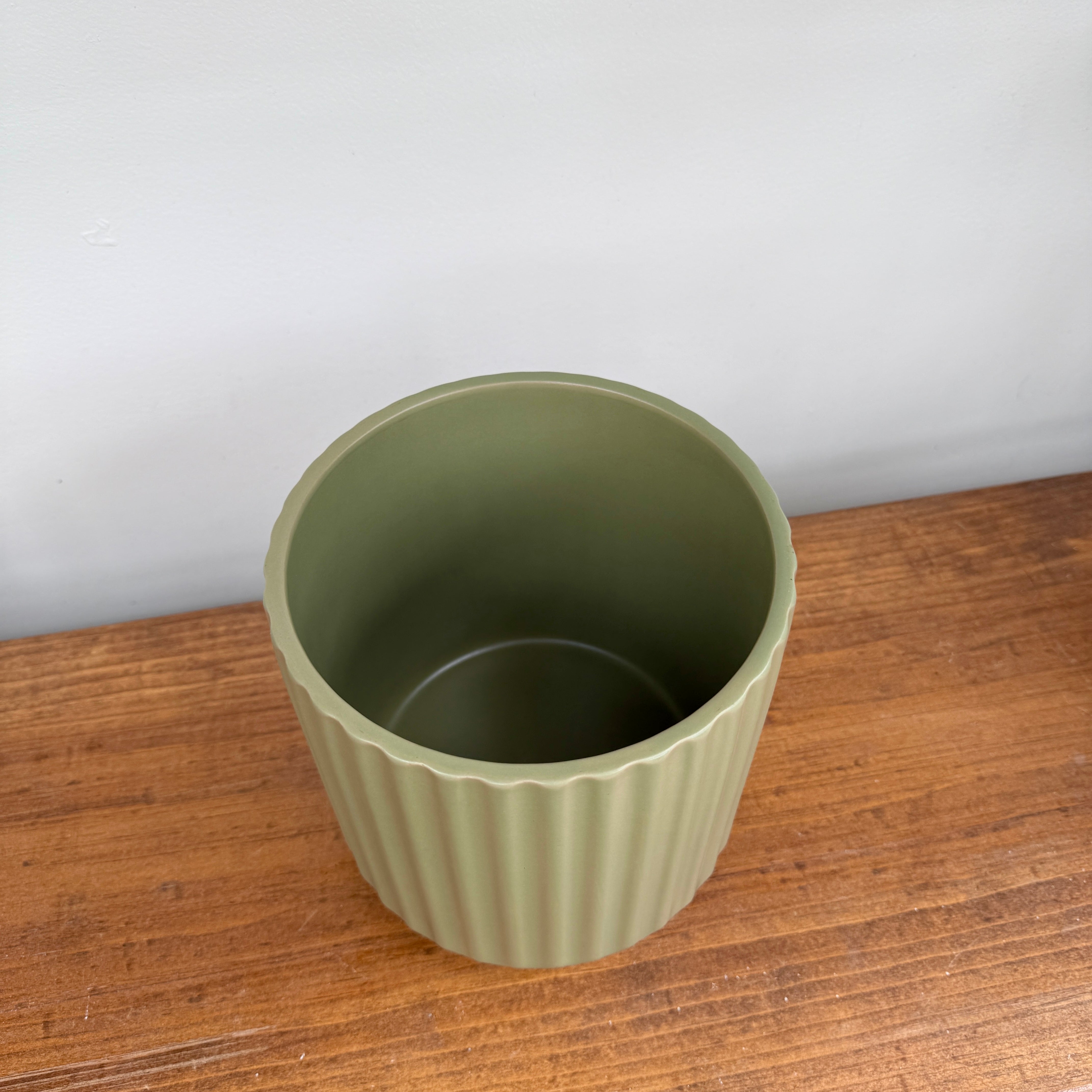 Beam Pot - 7"x 6.75" - Green