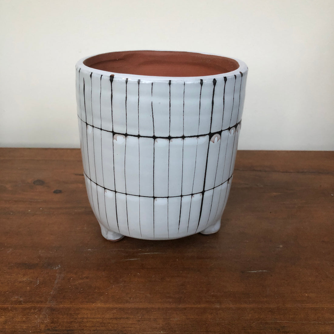 Bray Footed Pot